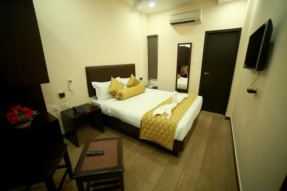 Sapphire Inn Pondicherry Ngoại thất bức ảnh