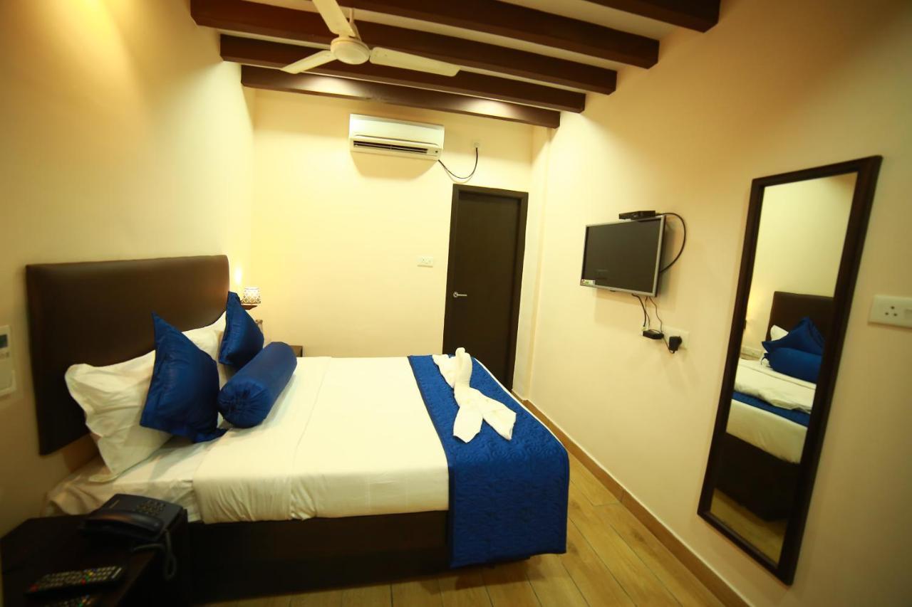 Sapphire Inn Pondicherry Ngoại thất bức ảnh