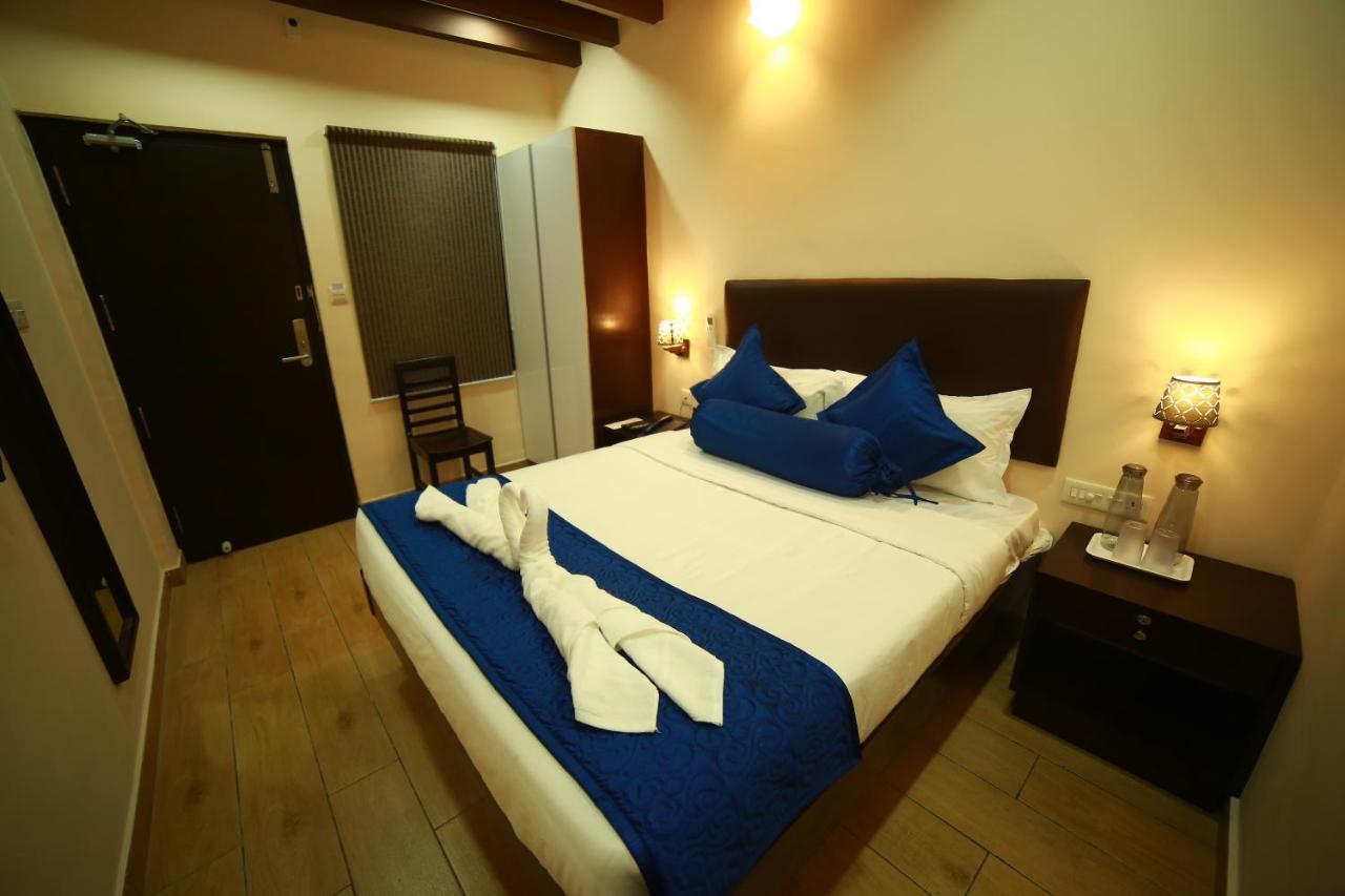 Sapphire Inn Pondicherry Ngoại thất bức ảnh