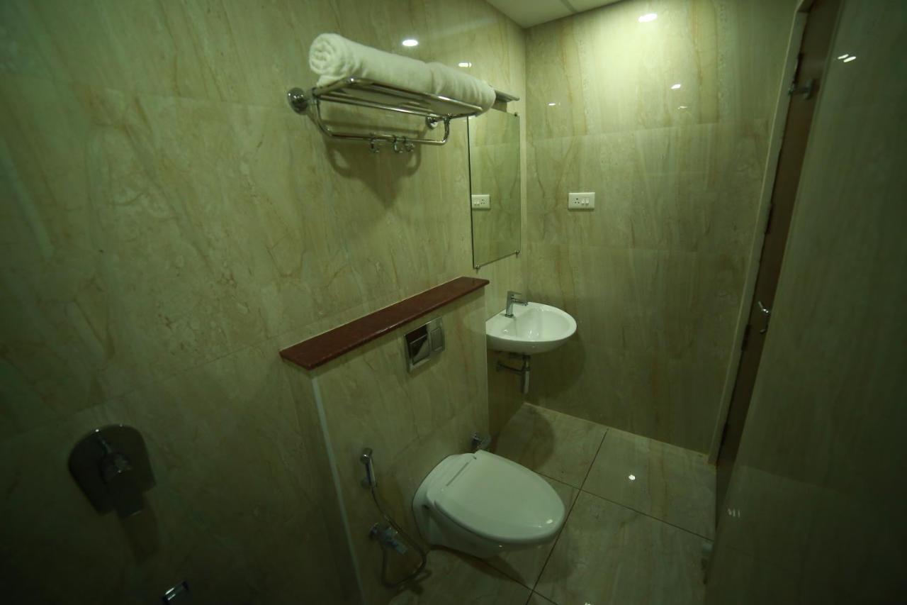 Sapphire Inn Pondicherry Ngoại thất bức ảnh